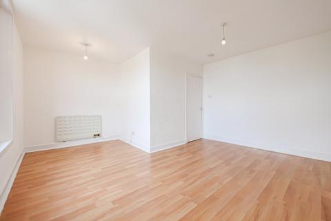 1 bedroom flat to rent, Court Street, Dundee, DD3