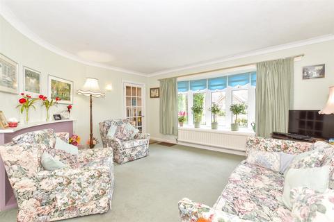 4 bedroom chalet for sale, Hawke Close, Rustington, West Sussex