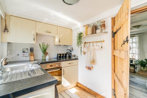 3 Booth Place, Eaton Bray, Dunstable, LU6 2DR