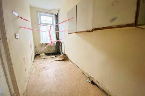 1 bedroom terraced house for sale, Leyburne Street, Bradford, West Yorkshire, BD8