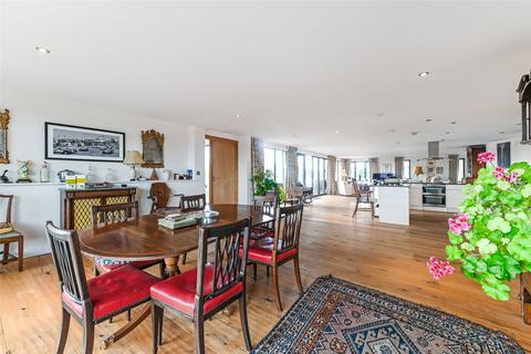 3 bedroom penthouse for sale, 21d St. Johns Street, Chichester, West Sussex, PO19