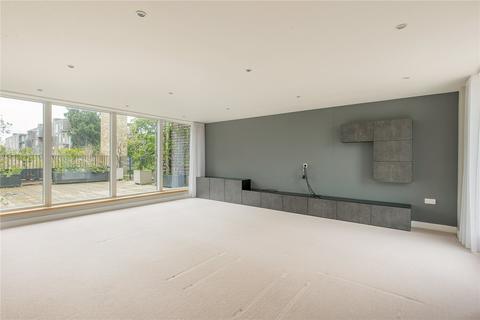 8 Aberdeen Square, Cambridge, CB2 8BZ