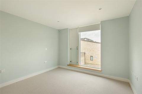 8 Aberdeen Square, Cambridge, CB2 8BZ