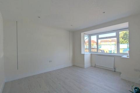 4 bedroom terraced house for sale, Benedict Drive, Bedfont, TW14