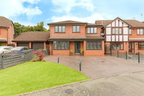 4 bedroom detached house for sale, Elmstead Crescent, Crewe, Cheshire, CW1