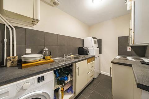 2 bedroom apartment for sale, North Road, Guildford, Surrey, GU2