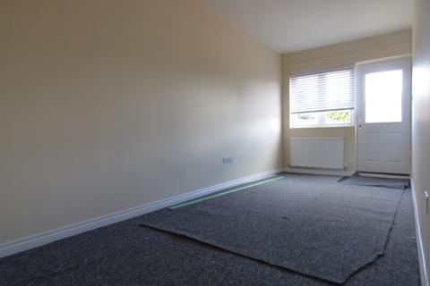 2 bedroom flat to rent, Hughes Street, Swindon, SN2