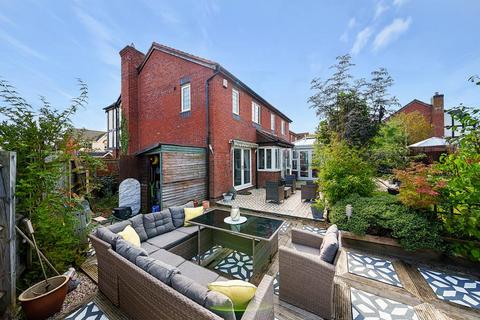 8 Broadholme Road, Belmont, Hereford, HR2 7SS