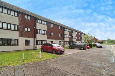 2 bedroom apartment for sale, Teviot Avenue, Aveley, South Ockendon