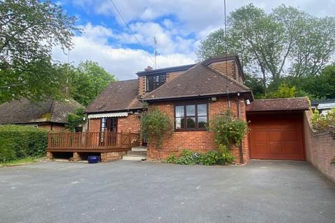 4 bedroom detached house for sale, Norsted Lane, Pratts Bottom, BR6