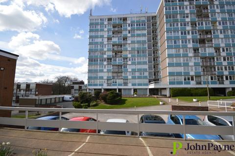 2 bedroom apartment to rent, Kenilworth Court, Styvechale, Coventry, West Midlands, CV3