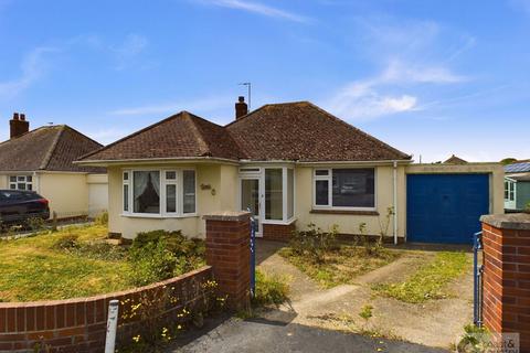 2 bedroom detached bungalow for sale, Princess Road, Kingsteignton