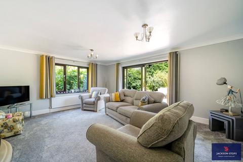 undefined, Sywell Road, Overstone, Northamptonshire, NN6