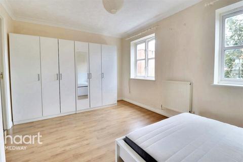 undefined, Bradfords Close, Chatham