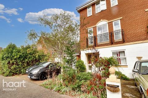 undefined, Bradfords Close, Chatham