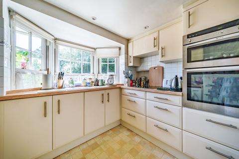 3 bedroom cottage for sale, Brighton Road, Horsham RH13