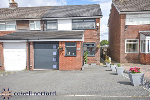 3 bedroom terraced house for sale, Norden Close, Rochdale OL11