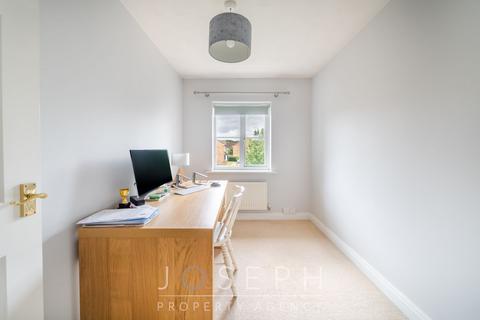 8 Marbled White Drive, Pinewood, Ipswich, IP8 3TL