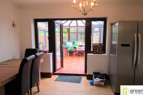 4 bedroom detached house to rent, Wylde Green, Sutton Coldfield B72