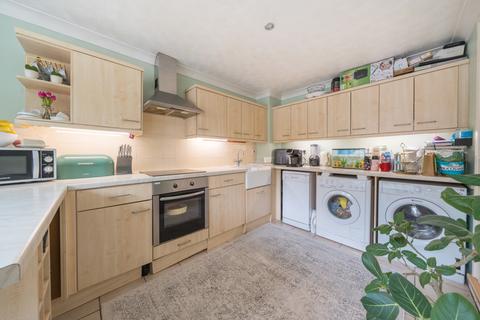 3 bedroom end of terrace house for sale, Dawn Redwood Close, Horton, Slough