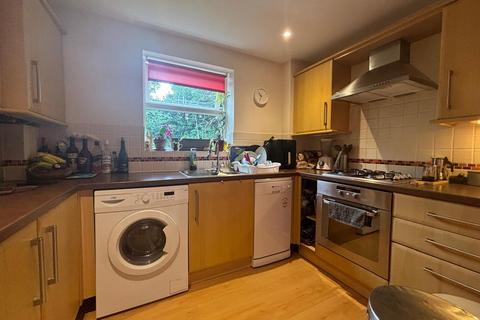 2 bedroom flat for sale, St. Peters Road, Poole BH14