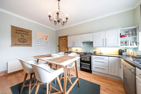 2 bedroom flat for sale, Leeds Road, Harrogate, HG2