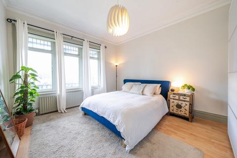 2 bedroom flat for sale, Leeds Road, Harrogate, HG2