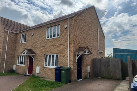 2 bedroom terraced house to rent, Timber Yard Gardens, Wisbech