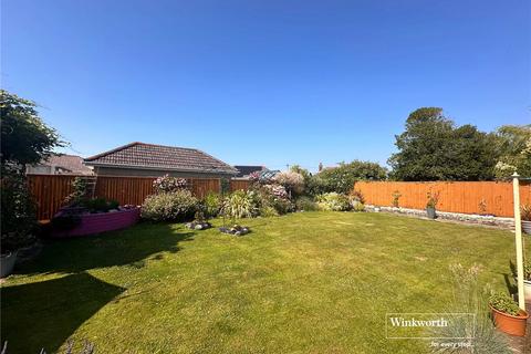 3 bedroom bungalow for sale, Keysworth Avenue, Barton on Sea, New Milton, Hampshire, BH25