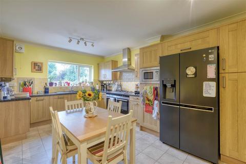 4 bedroom detached house for sale, Hazelton Road, Marlbrook, Bromsgrove, B61 0JE