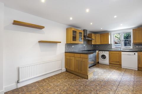 3 bedroom end of terrace house for sale, Lynton Road, London