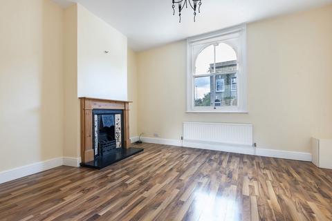 161 Lynton Road, London, SE1 5QX