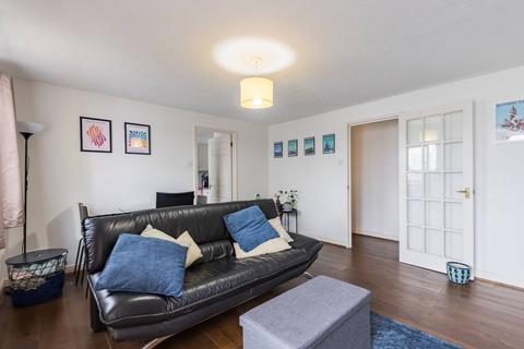 2 bedroom flat for sale, Ferguson Close, Isle Of Dogs, London, E14