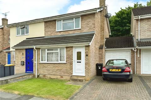 3 bedroom semi-detached house for sale, Oak Way, Woodley, Reading