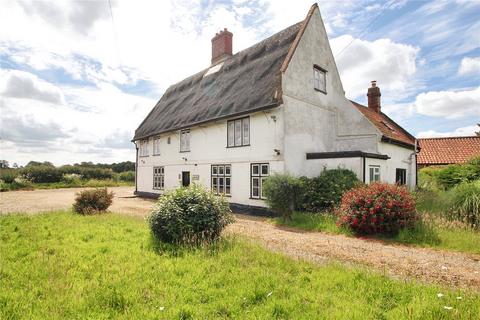 4 bedroom detached house for sale, Kirby Road, Bramerton, Norwich, Norfolk, NR14