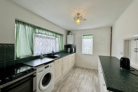 3 bedroom bungalow for sale, Anderida Road, Eastbourne, East Sussex, BN22