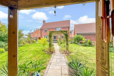 4 bedroom detached house for sale, Broomefield Road, Stoke Holy Cross, Norwich, Norfolk, NR14