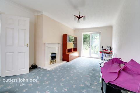 2 bedroom semi-detached house for sale, Bramhall Road, Crewe
