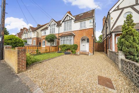 undefined, Northumberland Avenue, Reading, Berkshire