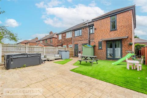 8 Williams Crescent, Chadderton, Oldham, OL9 8BJ