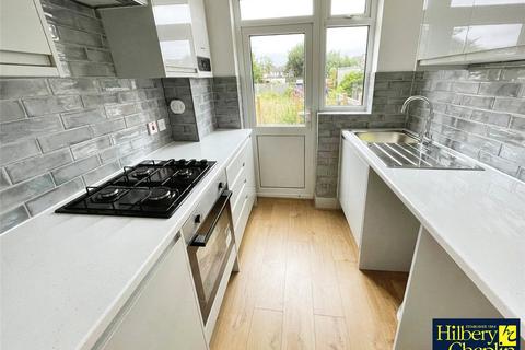 3 bedroom terraced house for sale, Primrose Glen, Hornchurch, Essex, RM11