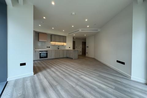 2 bedroom apartment to rent, Aspen, Consort Place, Canary Wharf E14