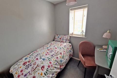 27 Troon Gardens, Luton, LU2 7GB