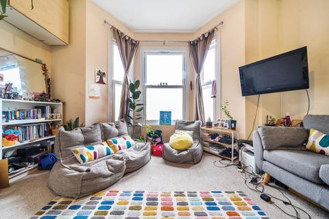 23 Penge Road, London, SE25 4EJ