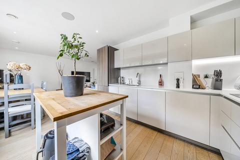 3 bedroom apartment for sale, Thurlow Park Road, London