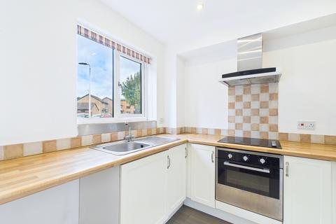 2 bedroom ground floor flat to rent, Stagshaw Drive, Peterborough PE2