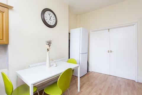 4 bedroom apartment to rent, Gaisford Street, London, NW5