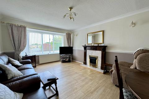 2 bedroom bungalow for sale, Ladybank, Newcastle upon Tyne, NE5