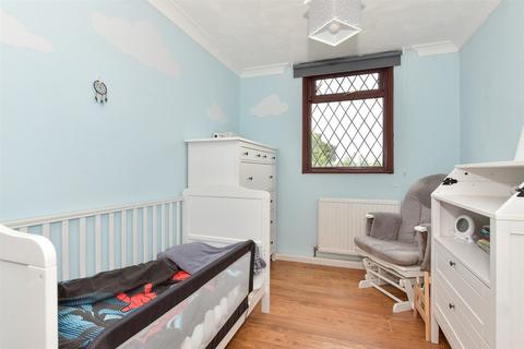 34 Cedar Avenue, Wickford, SS12 9DU