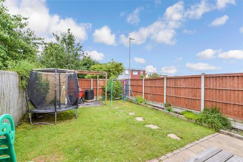 34 Cedar Avenue, Wickford, SS12 9DU